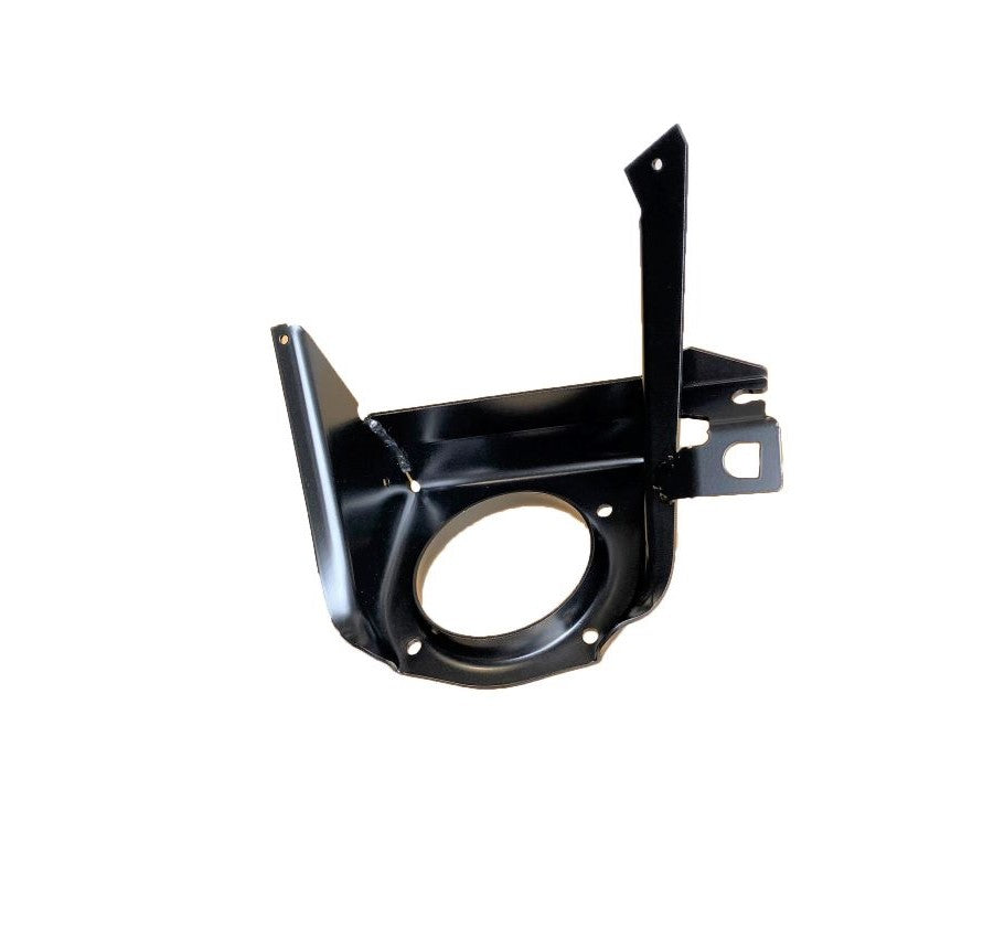 LAND ROVER DEFENDER FRONT R/H SPRING SEAT WITH BRAKE PIPE CLIP (STC8693) - DDS Metals - LR544R/H