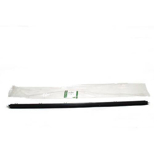 WEATHERSTRIP - DOOR BELT - Land Rover - CGE000902LR